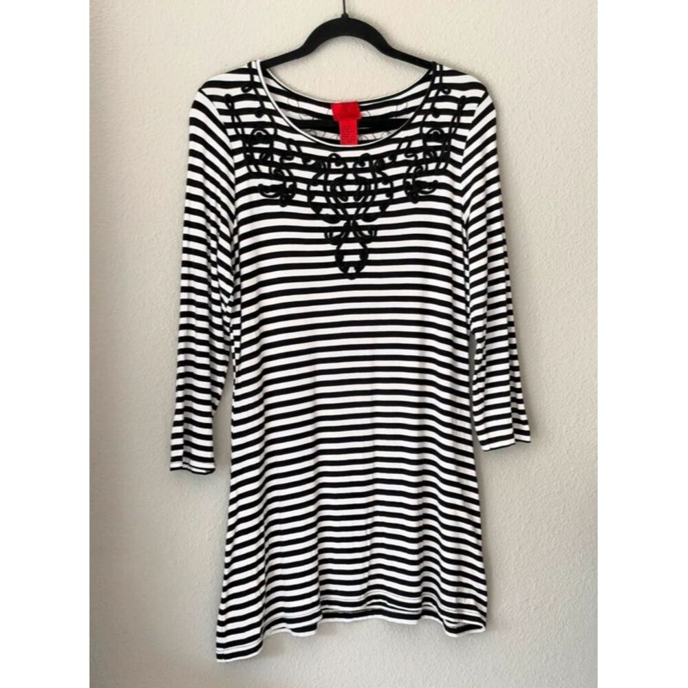 V Cristina Black & White Stripe Tunic - size large
